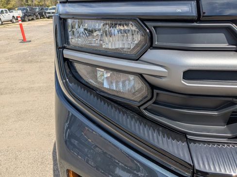 New 2026 Ford Expedition Tremor image 10