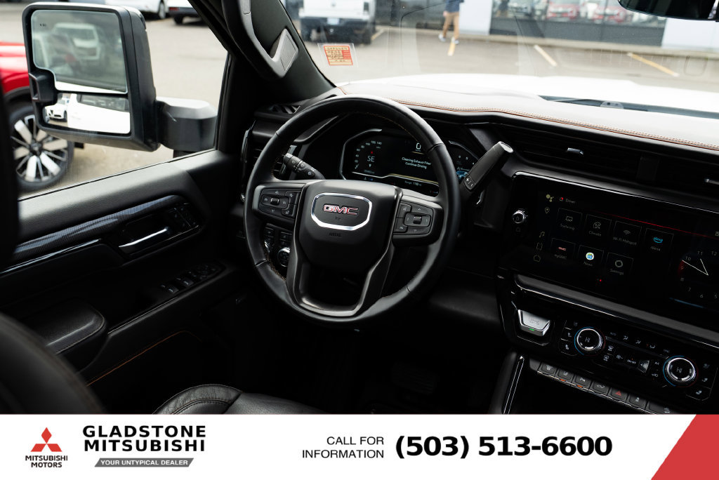 Used 2024 GMC Sierra 2500 AT4 w/ Technology Package AWD/4WD image 11