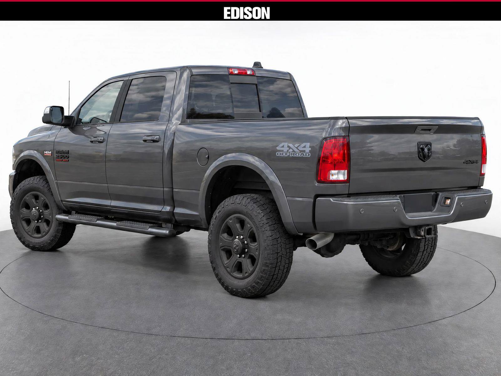 Used 2018 RAM 2500 Big Horn w/ Sport Appearance Group AWD/4WD image 2