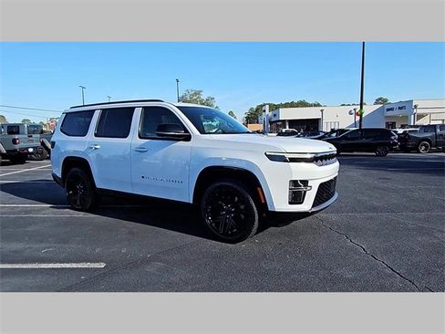 New 2026 Jeep Grand Wagoneer Limited image 16