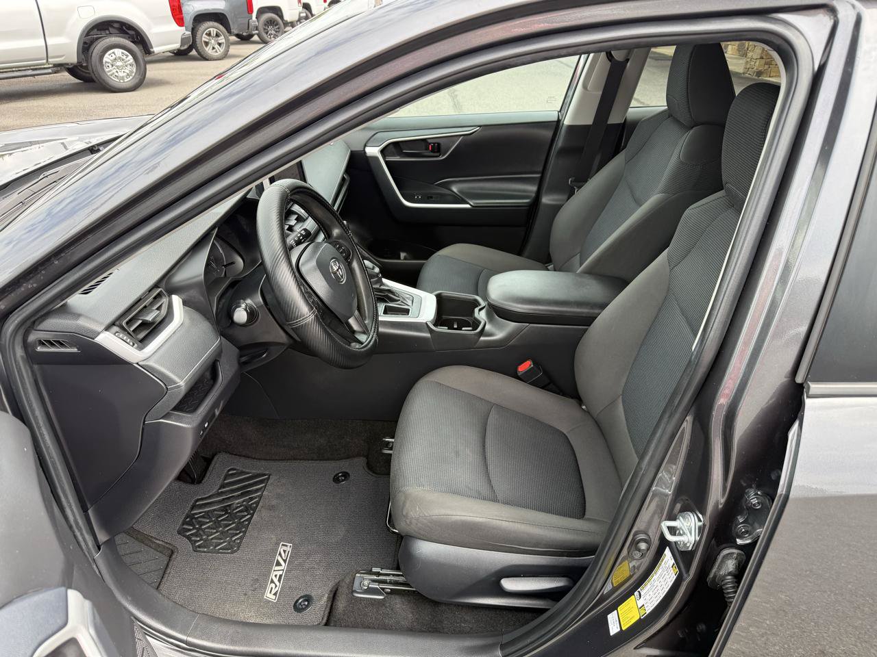 Used 2024 Toyota RAV4 LE FWD image 11