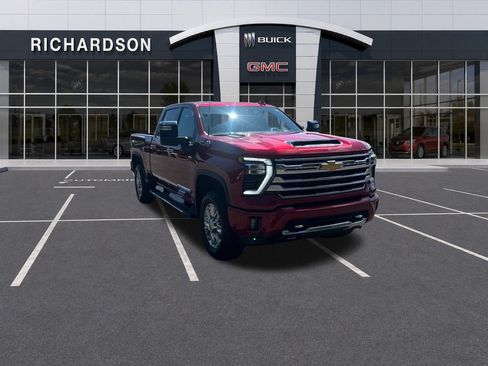 Used 2024 Chevrolet Silverado 2500 High Country w/ High Country Premium Package AWD/4WD image 8