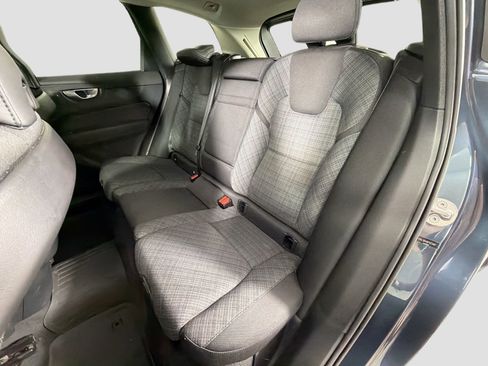 Certified 2023 Volvo XC60 B5 Core AWD/4WD image 24