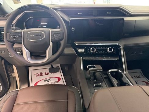 New 2026 GMC Sierra 1500 Denali AWD/4WD image 15