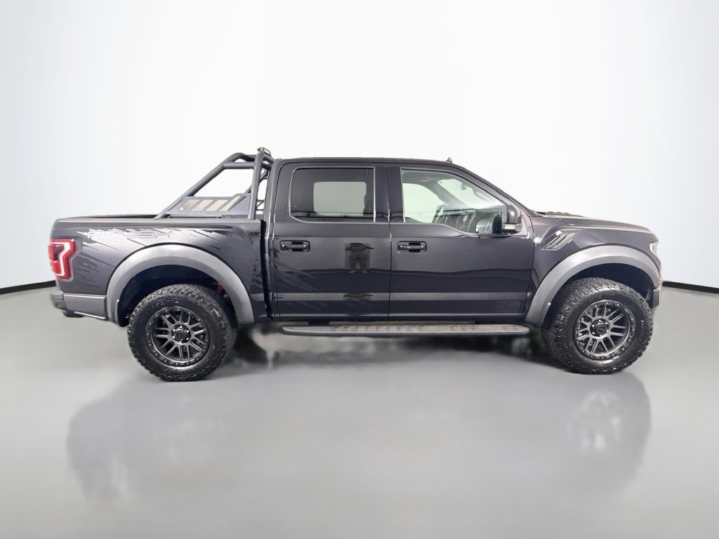 Used 2019 Ford F150 Raptor w/ Equipment Group 802A Luxury AWD/4WD image 8