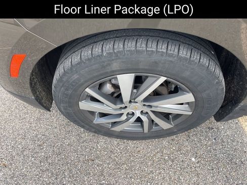 Certified 2023 Chevrolet Equinox LT FWD image 17