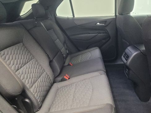 Used 2020 Chevrolet Equinox LT image 19