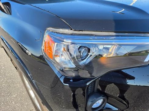 Used 2024 Toyota 4Runner SR5 Premium w/ Moonroof Package AWD/4WD image 20