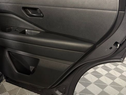 Used 2024 Nissan Pathfinder SV w/ Black Appearance Package image 29