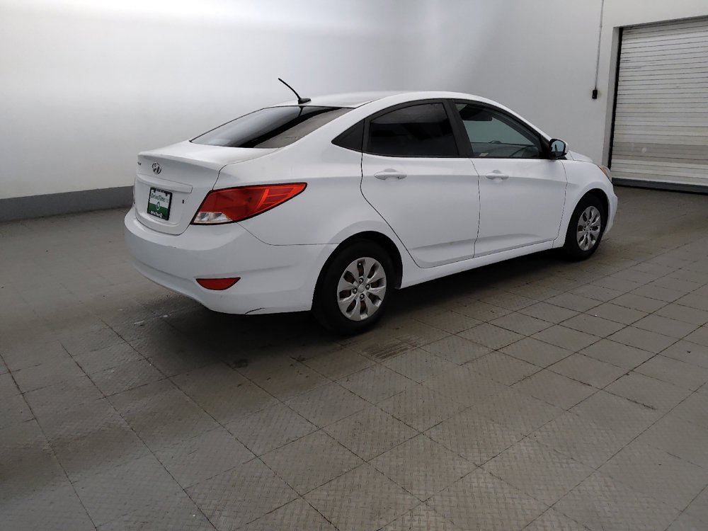 Used 2017 Hyundai Accent SE FWD image 10