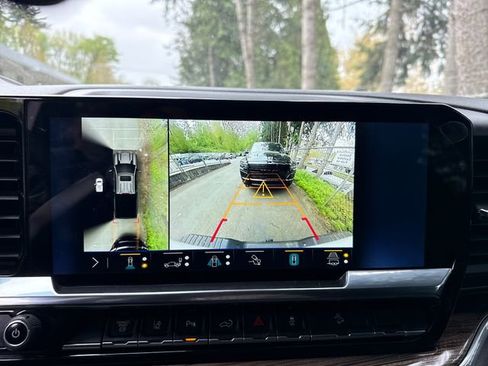 Used 2025 Chevrolet Silverado 2500 LT w/ Trail Boss Package AWD/4WD image 24