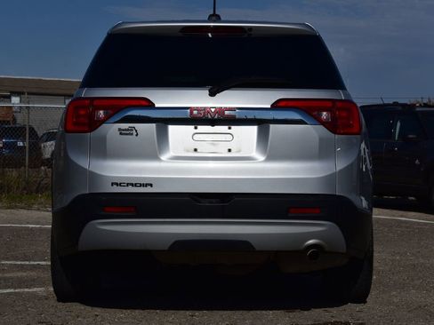 Used 2017 GMC Acadia SLE w/ LPO, Floor Liner Package image 6
