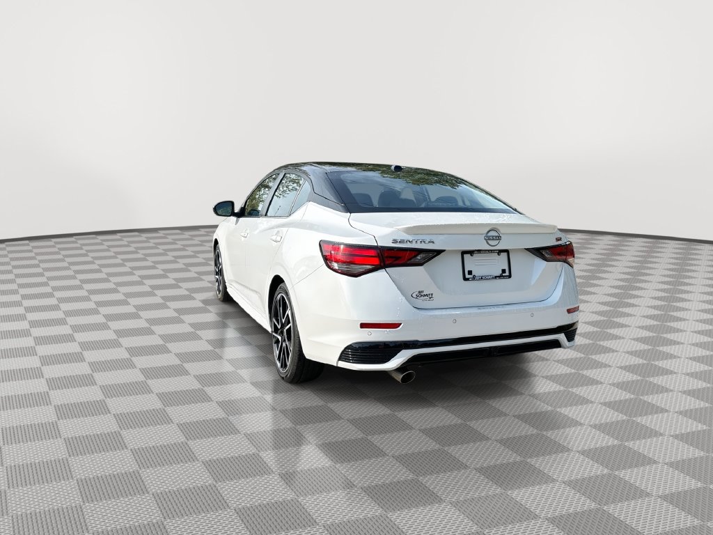Certified 2025 Nissan Sentra SR w/ SR Premium Package FWD image 10