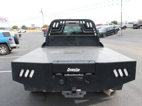 Used 2023 GMC Sierra 3500 Pro AWD/4WD image 7