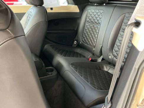 Used 2019 Volkswagen Beetle 2.0T S image 32