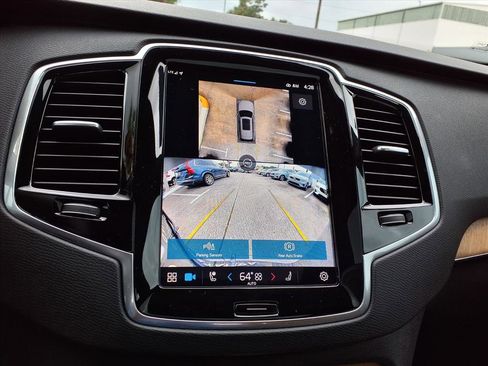 Used 2024 Volvo XC90 B6 Plus w/ Protection Package Premier image 28