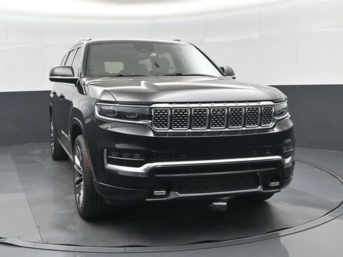 Used 2024 Jeep Grand Wagoneer Series III w/ Rear Seat Video Group 1 AWD/4WD image 10