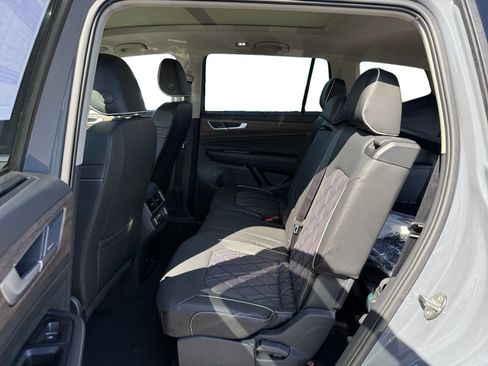 New 2026 Volkswagen Atlas SEL Premium R-Line AWD/4WD image 16