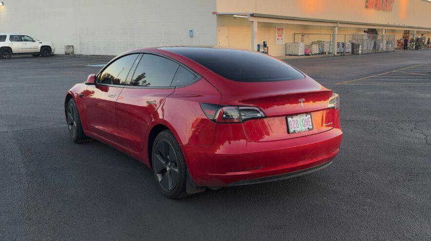 Used 2023 Tesla Model 3 Long Range AWD/4WD image 4
