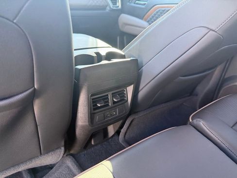 Used 2023 GMC Canyon Denali image 36