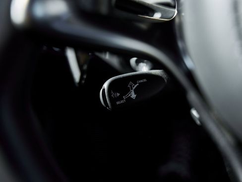 Used 2023 McLaren Artura image 45