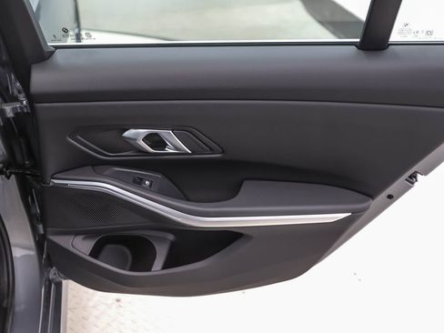 Used 2025 BMW 330i xDrive Sedan w/ Convenience Package image 20