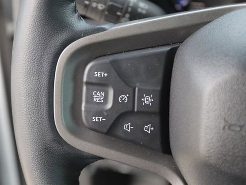 Used 2023 Ford Bronco Badlands image 12