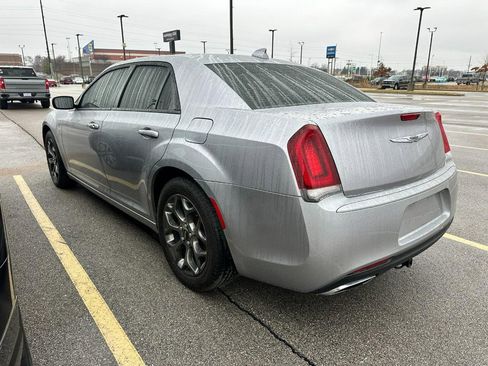 Used 2016 Chrysler 300 S image 8