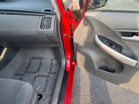 Used 2011 Toyota Prius Two FWD image 26
