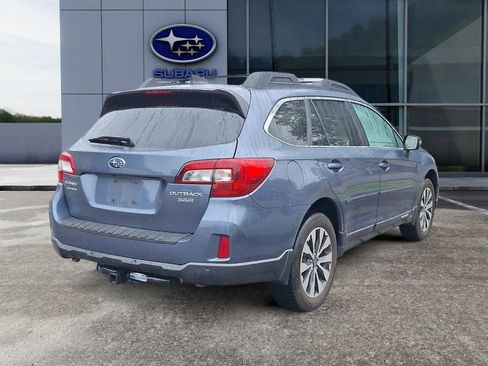 Used 2017 Subaru Outback 3.6R Limited AWD/4WD image 6