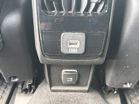 Used 2025 Jeep Compass Trailhawk AWD/4WD image 27