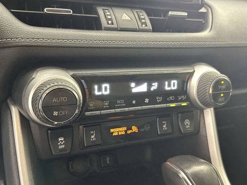 Used 2021 Toyota RAV4 XLE Premium FWD image 19