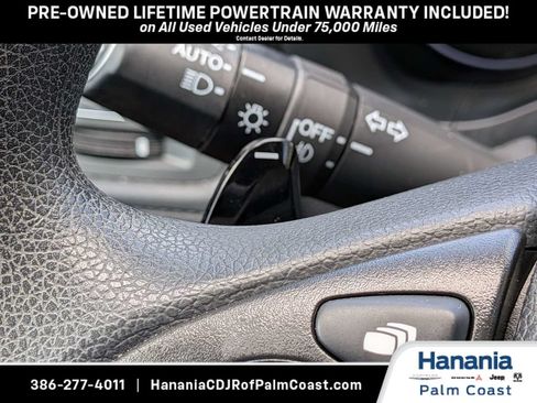 Used 2018 Honda HR-V EX image 27