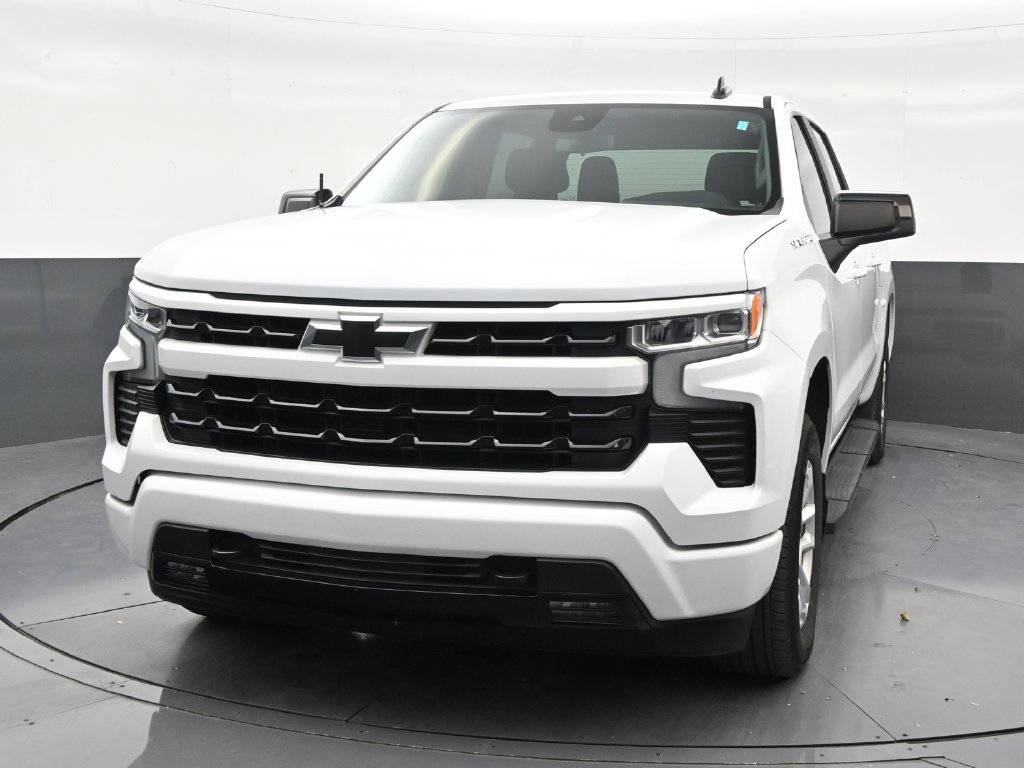 Used 2024 Chevrolet Silverado 1500 RST RWD image 8