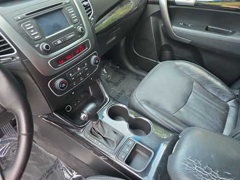 Used 2015 Kia Sorento EX FWD image 23
