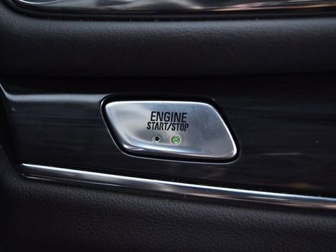 Used 2024 Buick Enclave Premium image 21