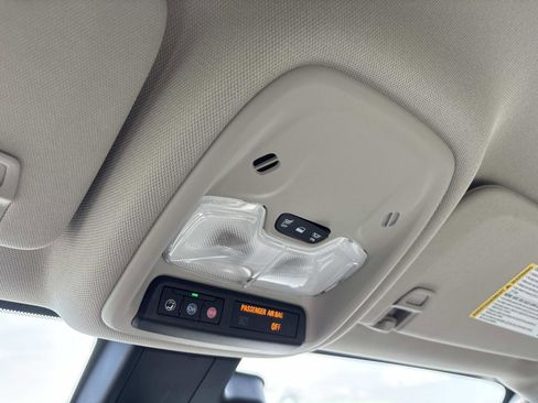 Certified 2024 Buick Encore GX Preferred w/ Comfort Package image 25