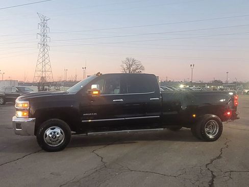 Used 2017 Chevrolet Silverado 3500 LTZ w/ Duramax Plus Package image 13
