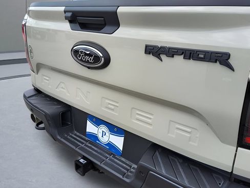 Used 2025 Ford Ranger Raptor AWD/4WD image 46