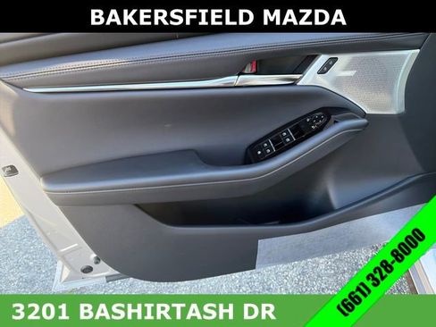 New 2026 MAZDA MAZDA3 Hatchback w/Premium Plus Pkg image 10