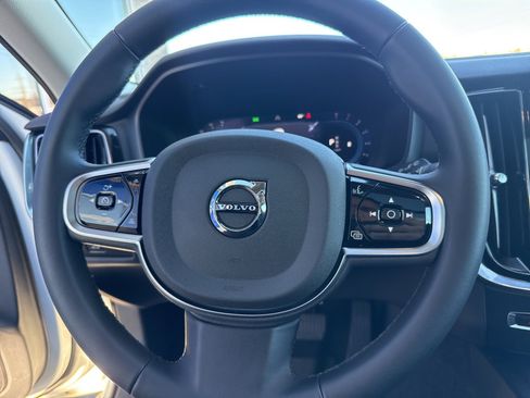 Used 2024 Volvo V60 B5 Cross Country Plus image 25
