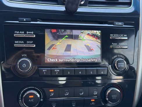 Used 2015 Nissan Altima 2.5 S w/ Sport Value Package FWD image 10