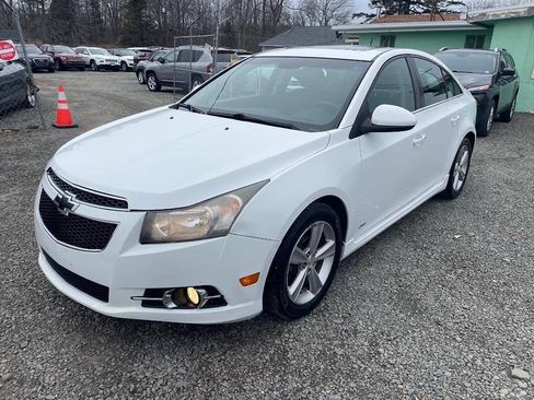 Used 2014 Chevrolet Cruze LT w/ RS Package FWD image 1