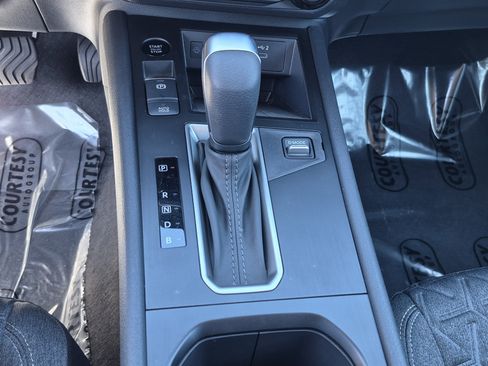 Certified 2026 Nissan Kicks SV FWD image 27
