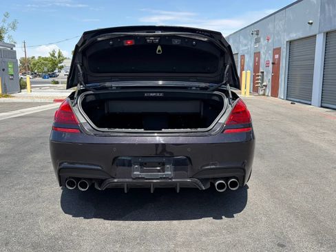 Used 2013 BMW M6 Convertible w/ Executive Pkg RWD image 11