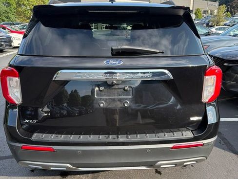 Used 2020 Ford Explorer XLT w/ Equipment Group 202A AWD/4WD image 7