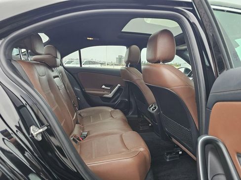 Used 2020 Mercedes-Benz A 220 image 13