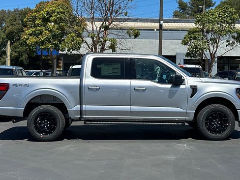 New 2026 Ford F150 XLT w/ XLT Black Appearance Package AWD/4WD image 10