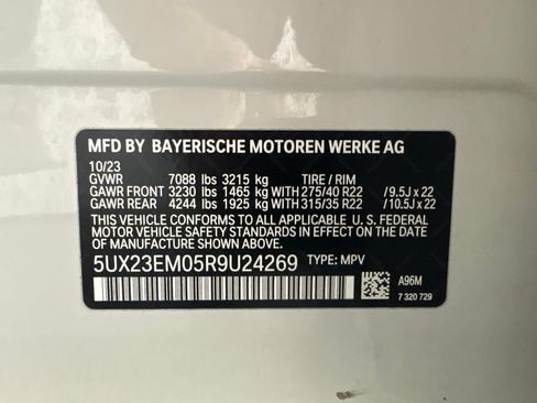 Certified 2024 BMW X7 xDrive40i w/ M Sport Package AWD/4WD image 35