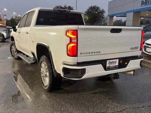 Used 2023 Chevrolet Silverado 2500 High Country w/ Z71 Off-Road Package image 2
